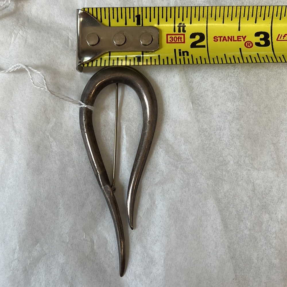 Silver Pin - Picture 14 of 14